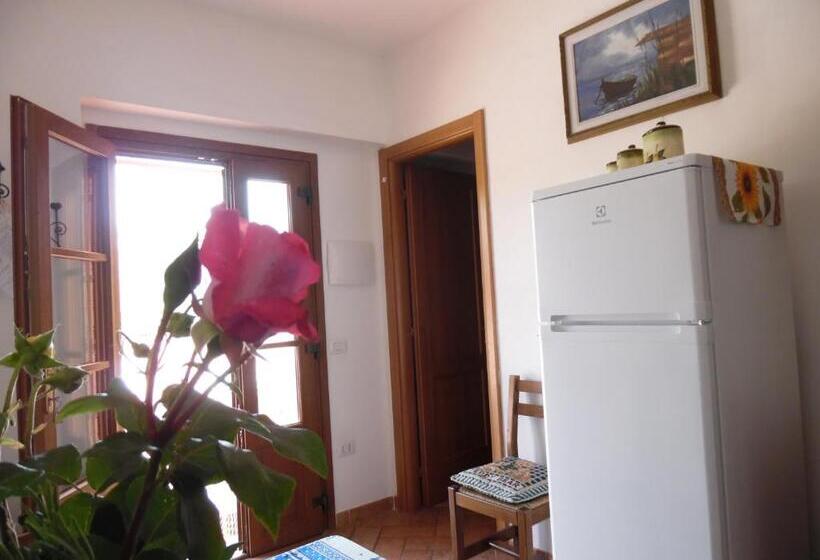 בית מלון כפרי La Casa Rosa