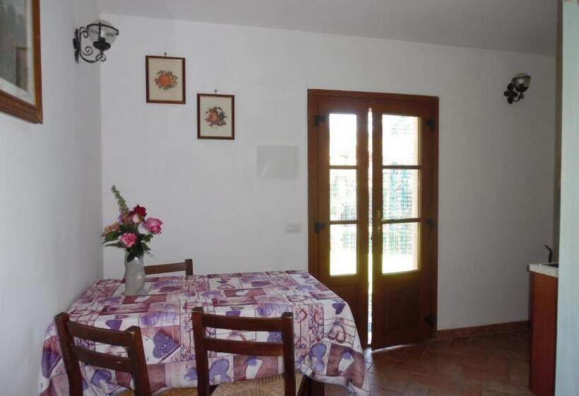 בית מלון כפרי La Casa Rosa