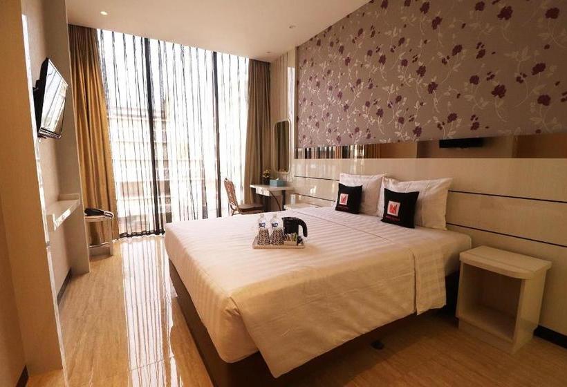 호텔 Mine Home Kebon Kawung