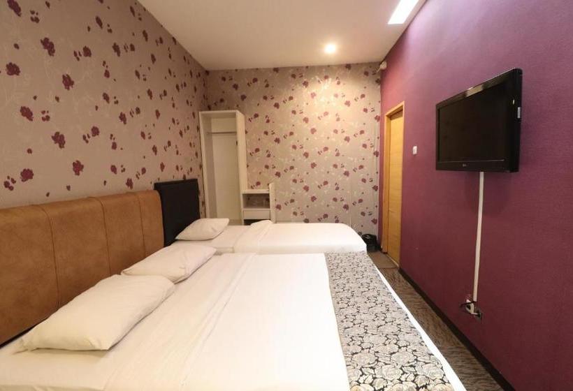 호텔 Mine Home Kebon Kawung