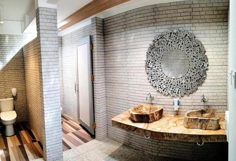 호텔 Mine Home Kebon Kawung