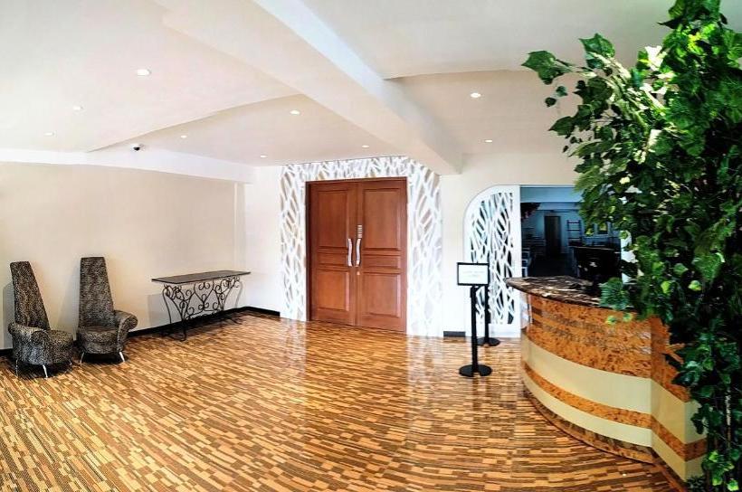 호텔 Mine Home Kebon Kawung