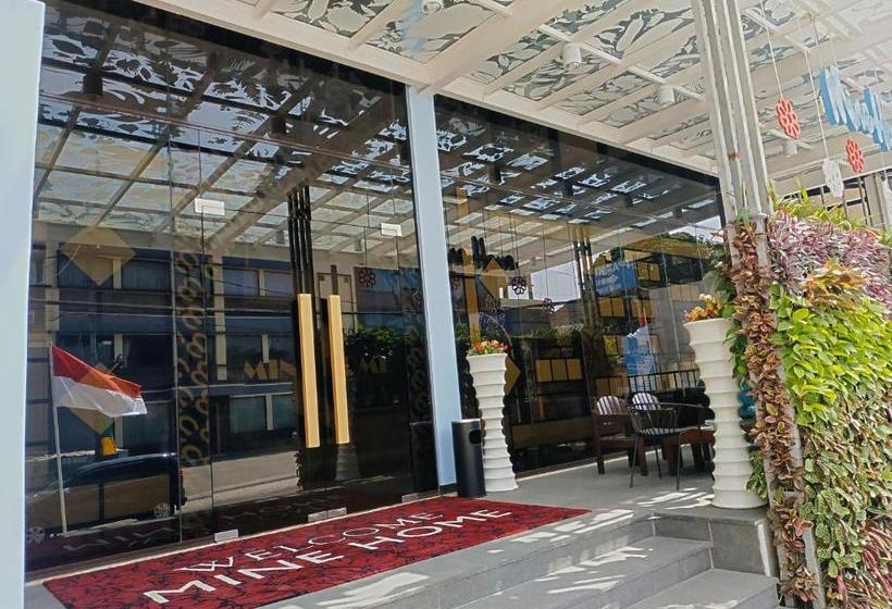 호텔 Mine Home Kebon Kawung