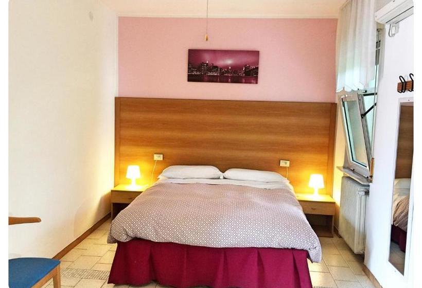 בית מלון כפרי Moderno