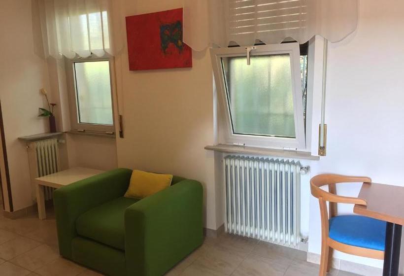 בית מלון כפרי Moderno