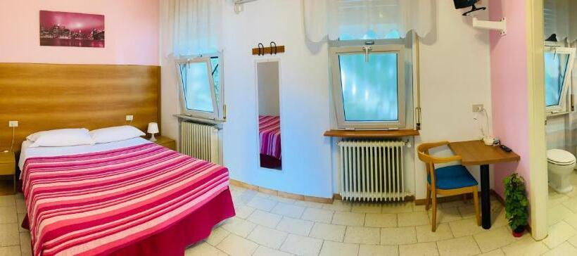 בית מלון כפרי Moderno