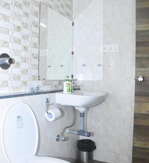 בית מלון כפרי Fab Nido Residency