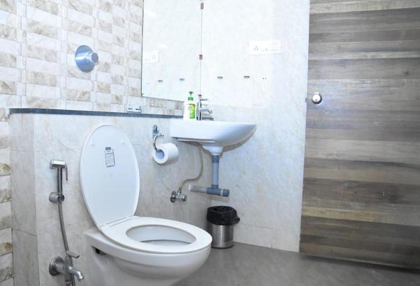 בית מלון כפרי Fab Nido Residency