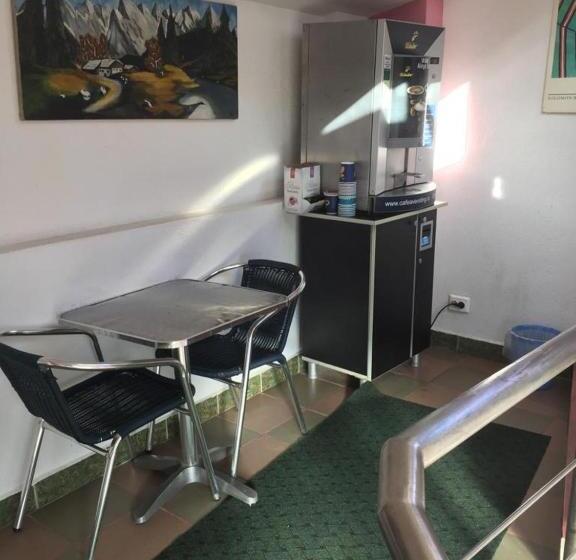 فندق Pensiune Turist