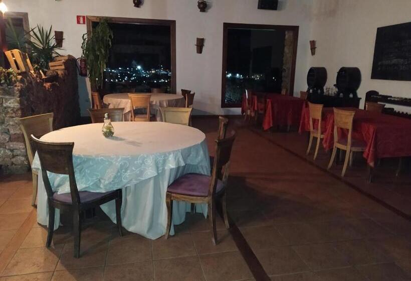 בית מלון כפרי La Marmita De Ahlam