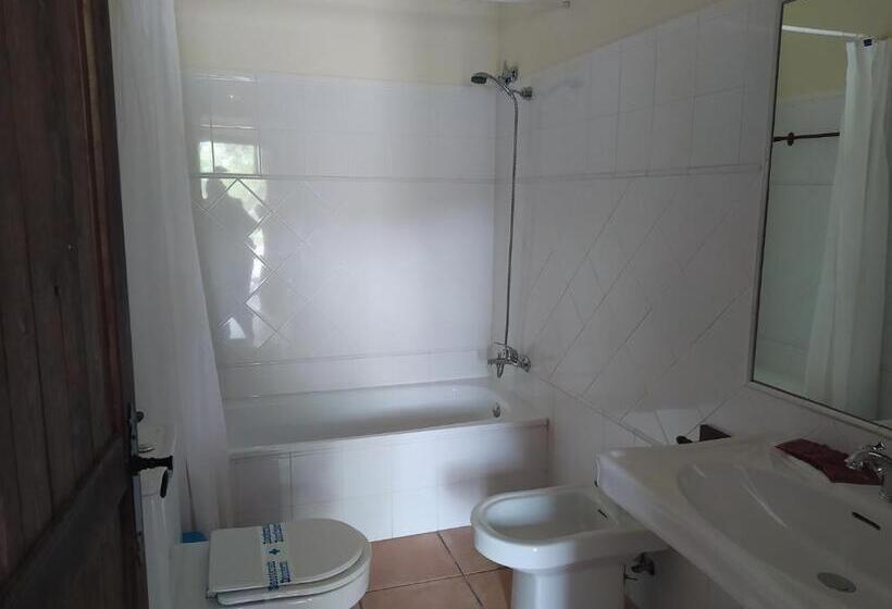 בית מלון כפרי La Marmita De Ahlam