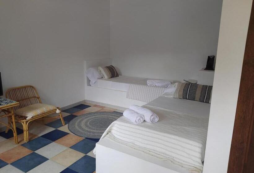 בית מלון כפרי La Marmita De Ahlam