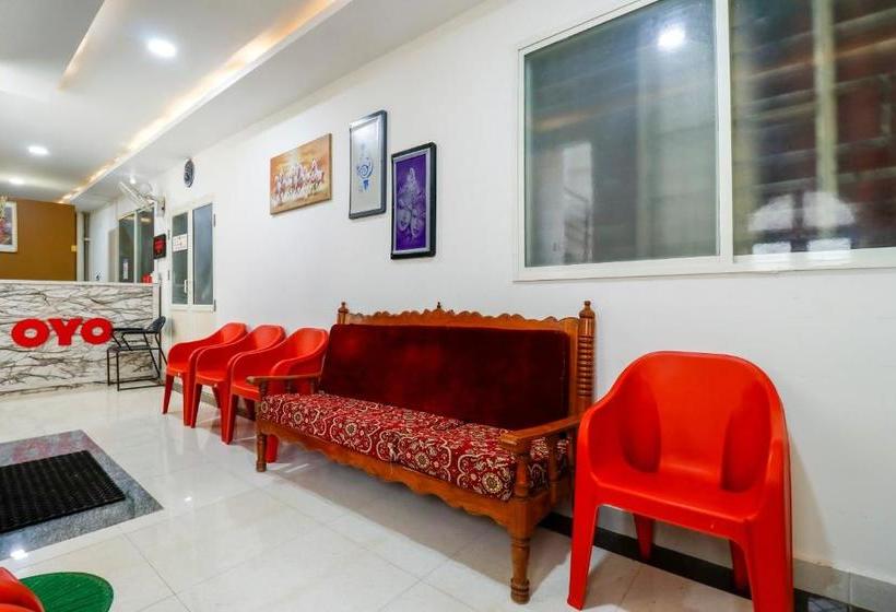 호텔 Spot On 63028 Mukunda Nilaya