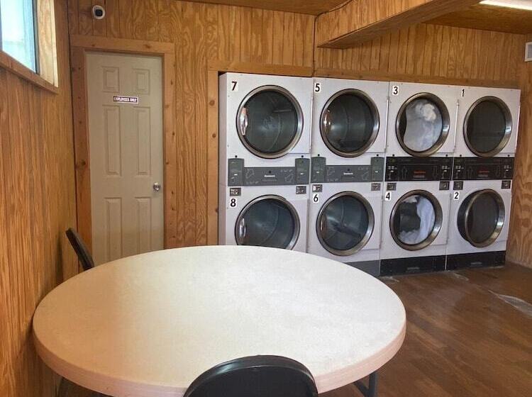 호텔 The Resource Inn  Big Lake Tx