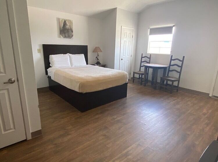 호텔 The Resource Inn  Big Lake Tx