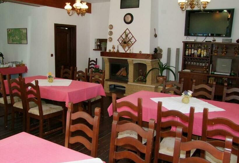 ホテル Vila Ursul