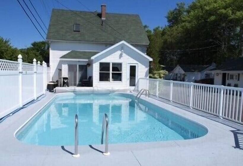 Mackenzie Motel & Cottages