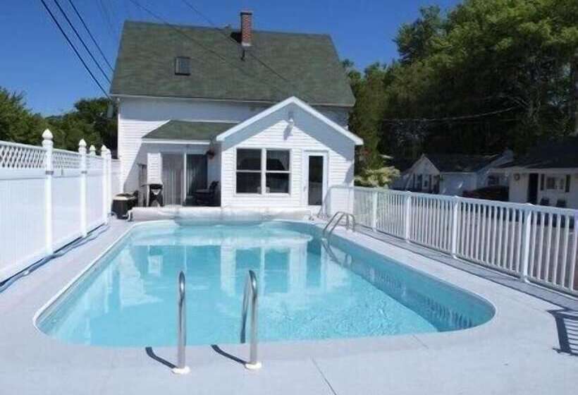 Mackenzie Motel & Cottages