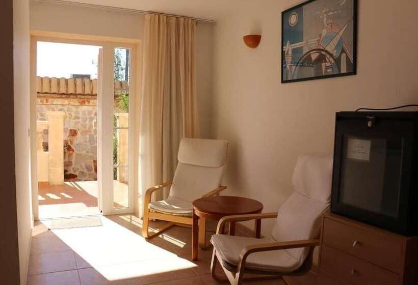 膳宿费 Fonda Las Palmeras