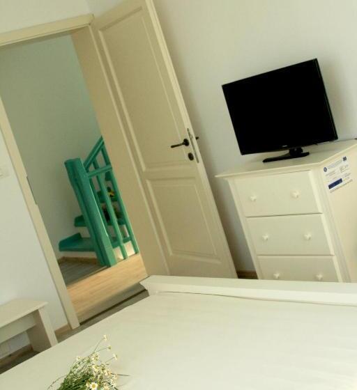 ペンション Frăgăria