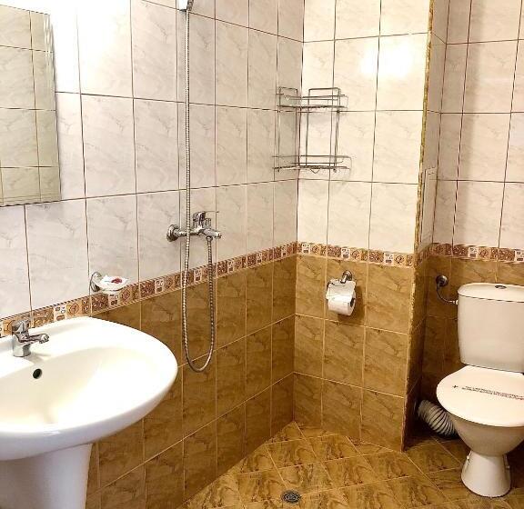 פנסיון Guest House Radiana