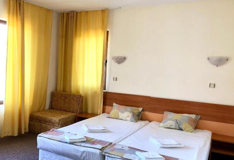 פנסיון Guest House Radiana