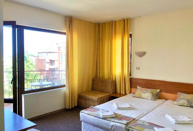 פנסיון Guest House Radiana