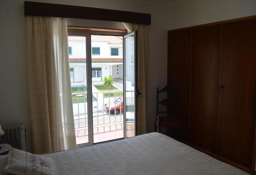 Пансион Holidays 71