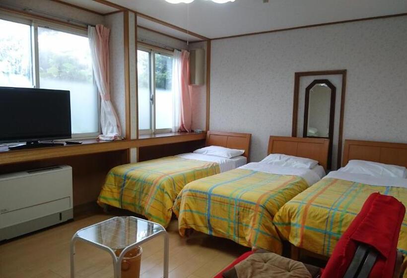 پانسیون Inn Yamanami