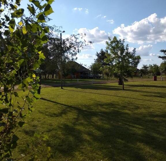 استراحتگاه Termas Sol Y Luna