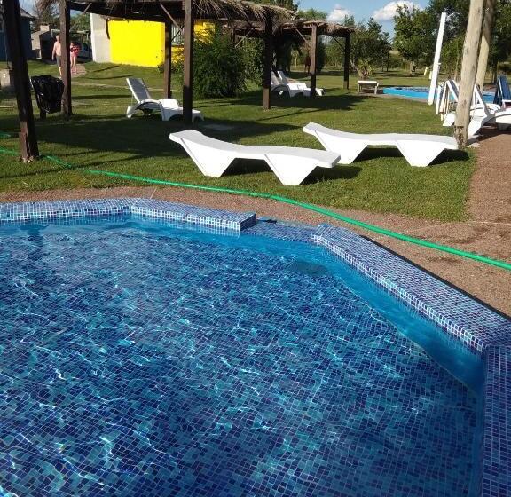 استراحتگاه Termas Sol Y Luna