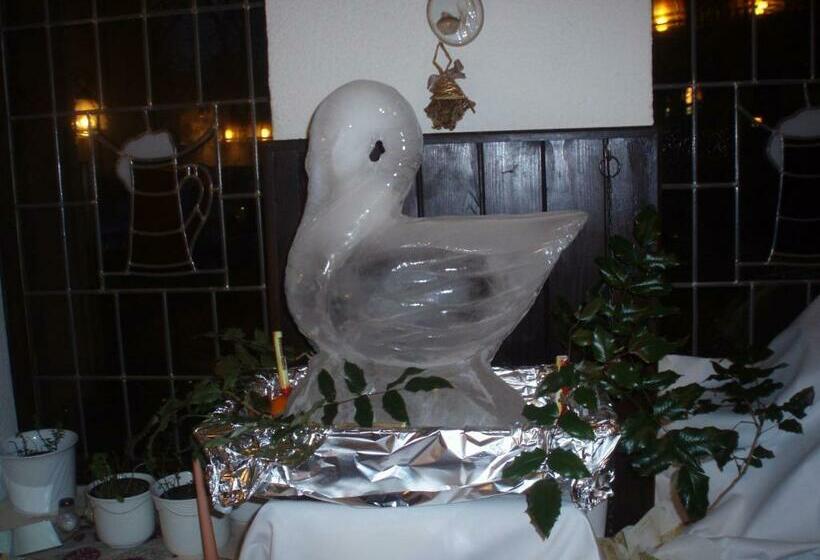 호스텔 Landhotel Eichenkrug