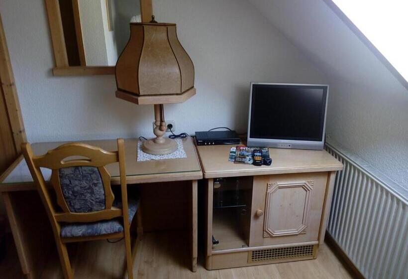 호스텔 Landhotel Eichenkrug