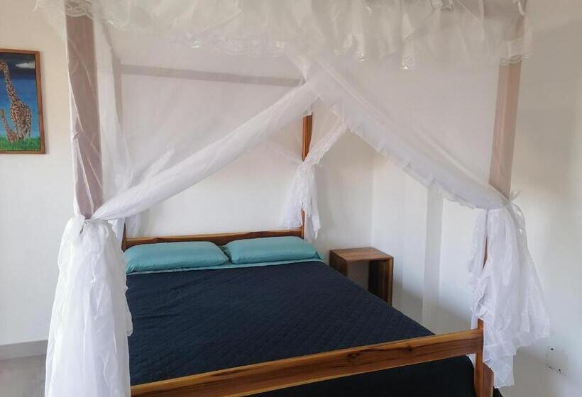 Bed and Breakfast Wipeout Cabaña Restaurant