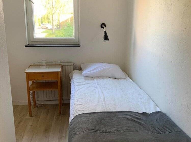 Brålanda Hotell Och Vandrarhem