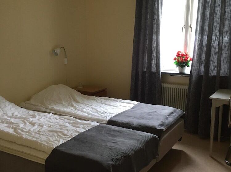 Brålanda Hotell Och Vandrarhem