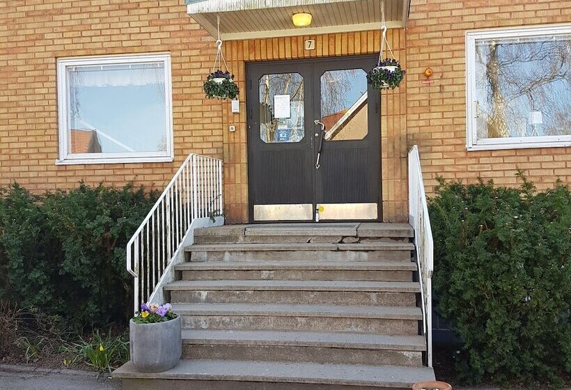 Brålanda Hotell Och Vandrarhem