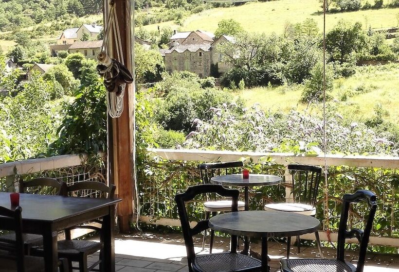 فندق Hôtel Restaurant Le Parisien