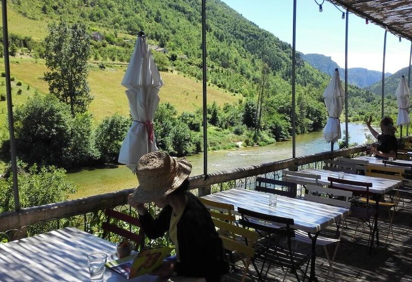 酒店 Hôtel Restaurant Le Parisien