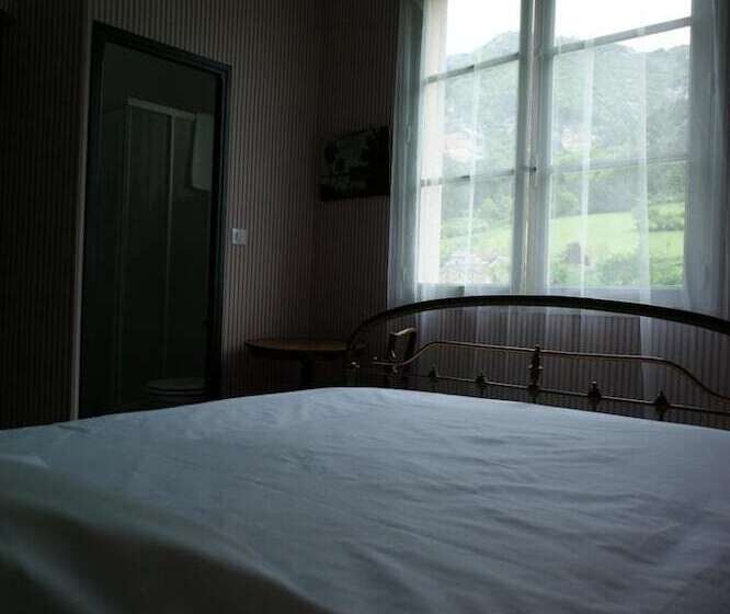 فندق Hôtel Restaurant Le Parisien