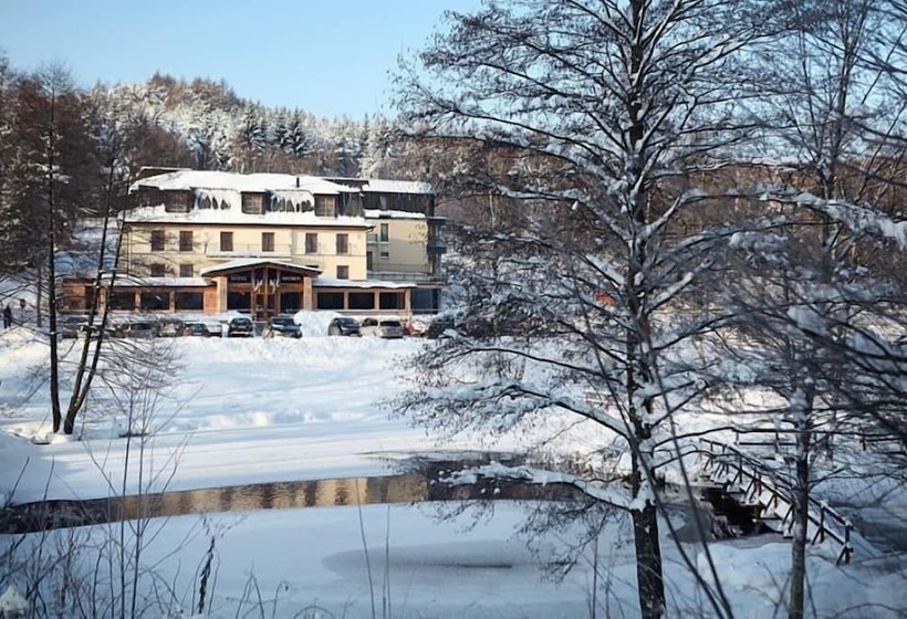 בית מלון כפרי Ostrov