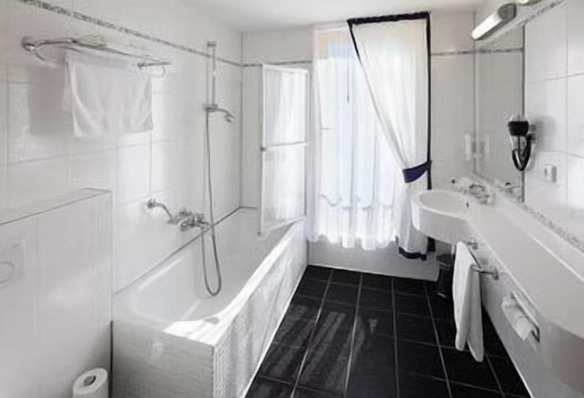 בית מלון כפרי Ostrov