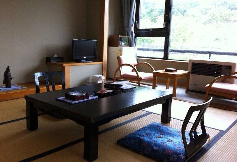 酒店 Yushin No Yado Kangetsu