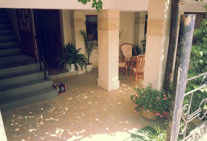 Пансион Villa Diana