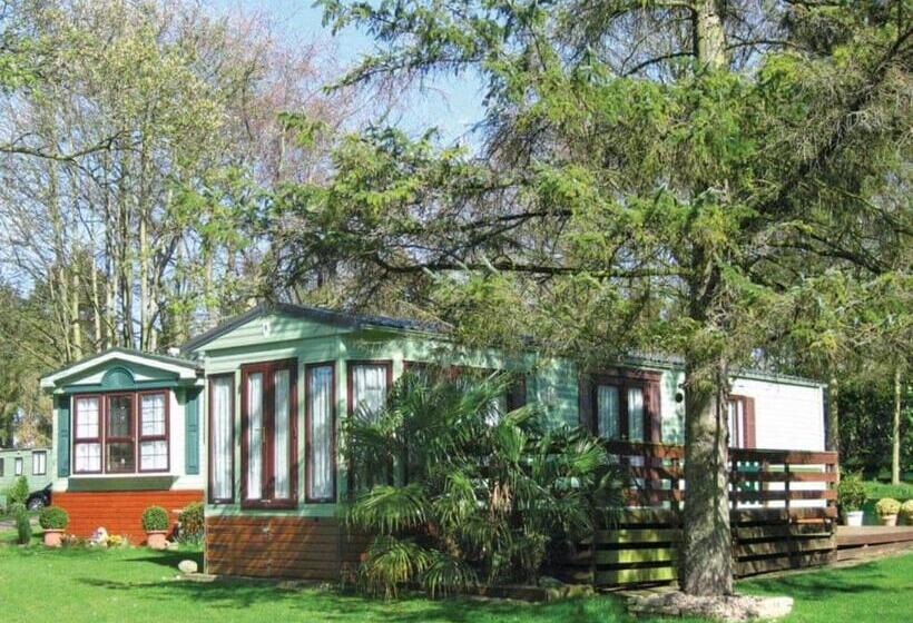 منتجع Allerton Park