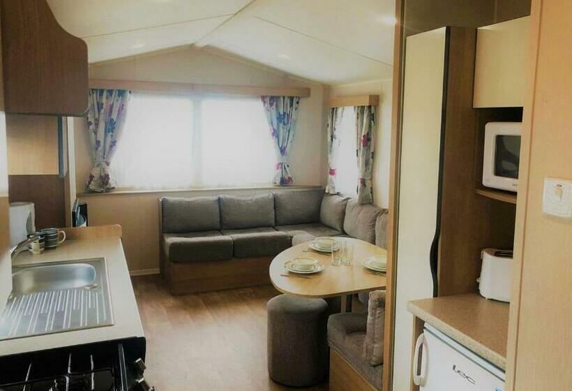 Курорт The Chase Holiday Park