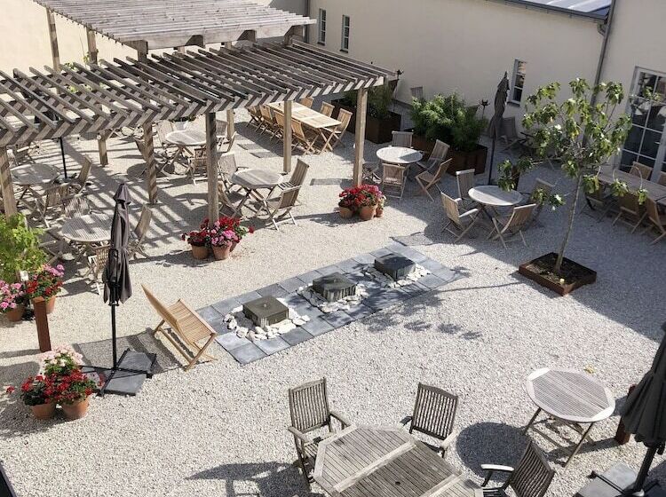 Strandakar Hotell & Restaurang