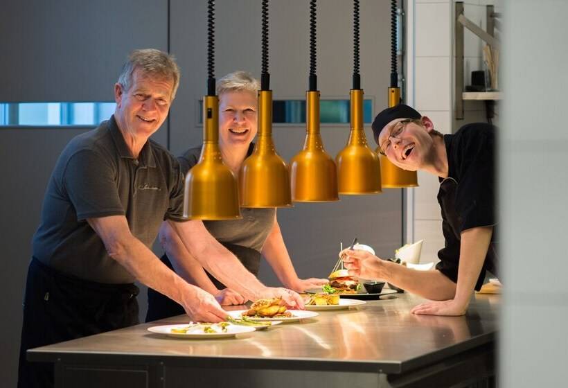 Strandakar Hotell & Restaurang