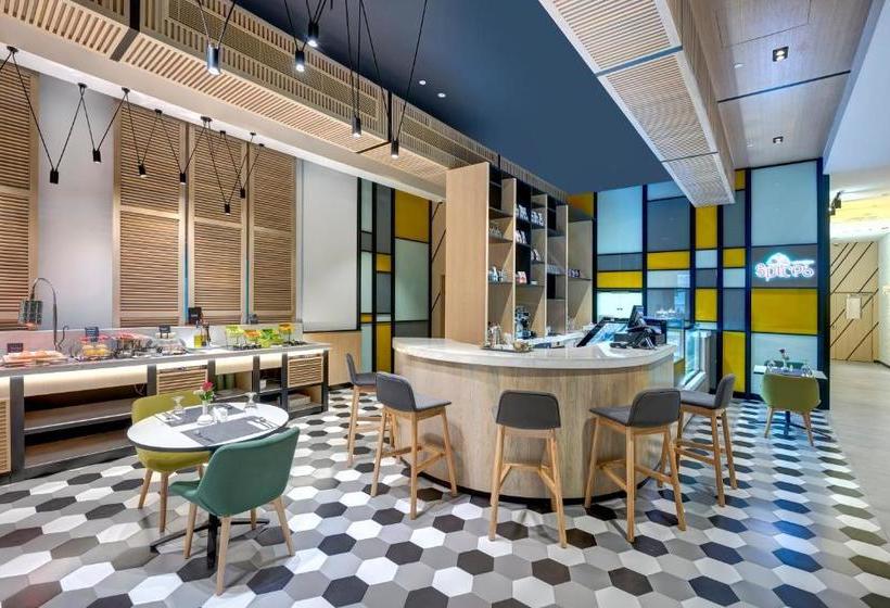 هتل Urban Al Khoory