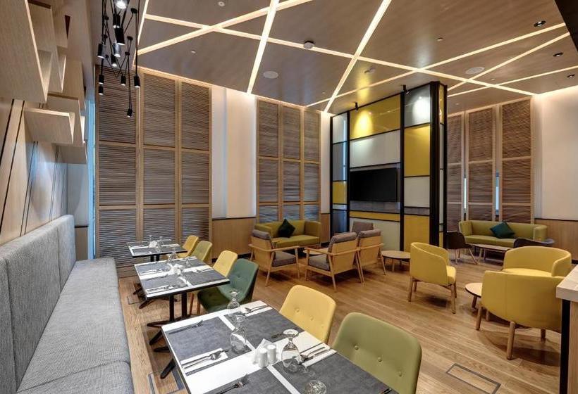 هتل Urban Al Khoory